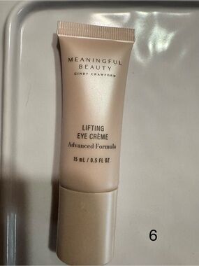 Meaningful Beauty Lifting Eye Crème - beige